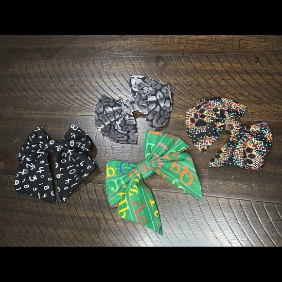 Handmade bows - Picture 2 of 2